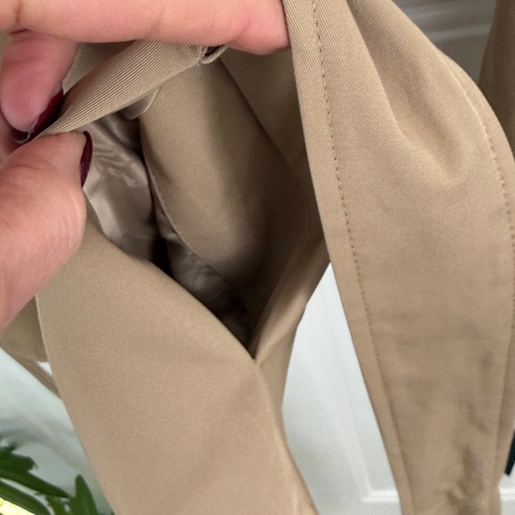 Karl Lagerfeld Paris Double-Breasted Peplum Trench Jacket - Size Large - Picture 9 of 15